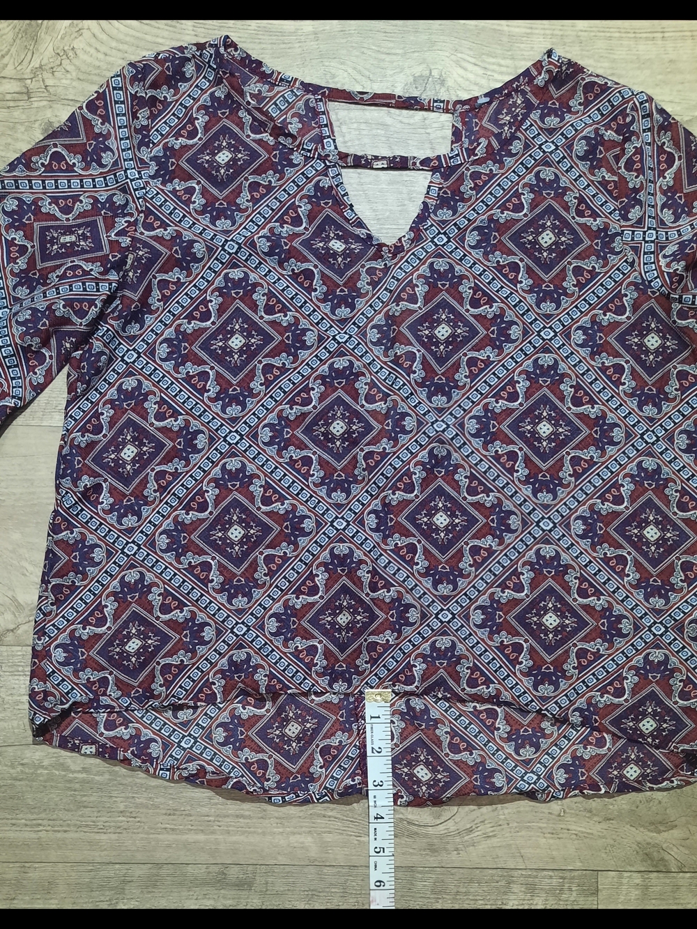 H&M Sheer Patterned V-Neck With Long Bell Sleeves Top - Picture 8 of 9